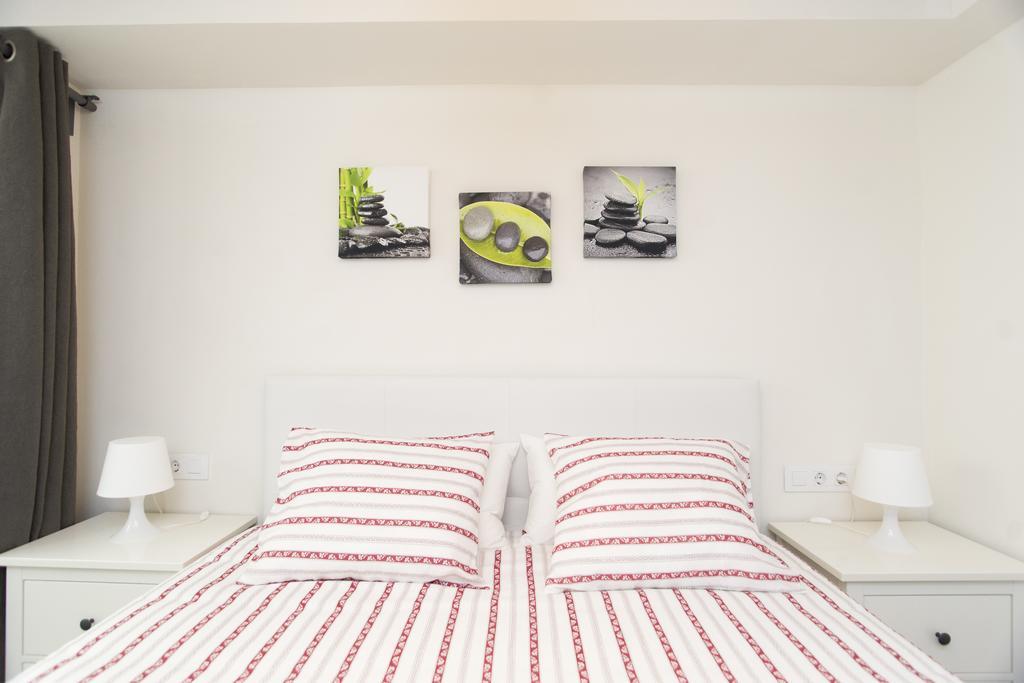 Apartments Barcelona Sagrada Exterior photo